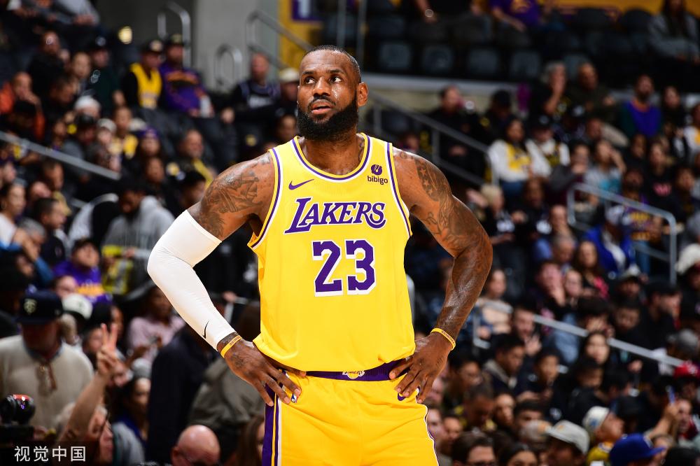 正是他在球 正是他在球